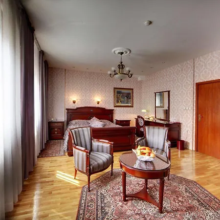 Majestic Hotel