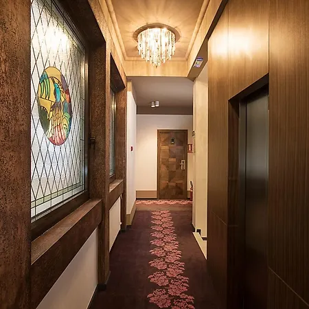 Majestic Hotel